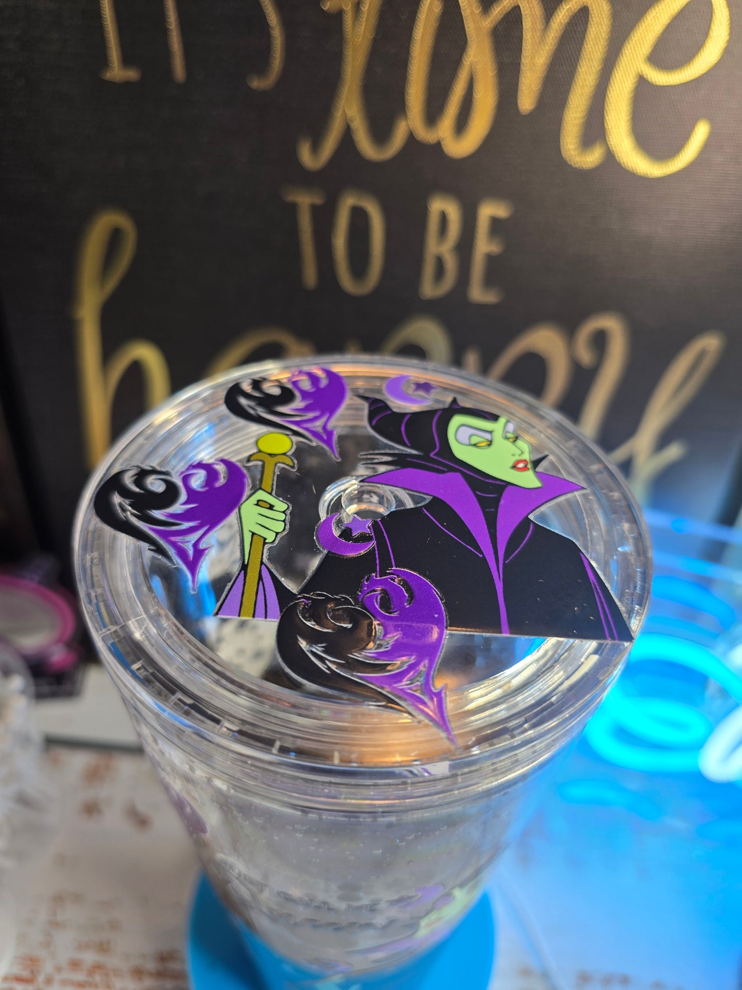 Malificent 24 oz lava
